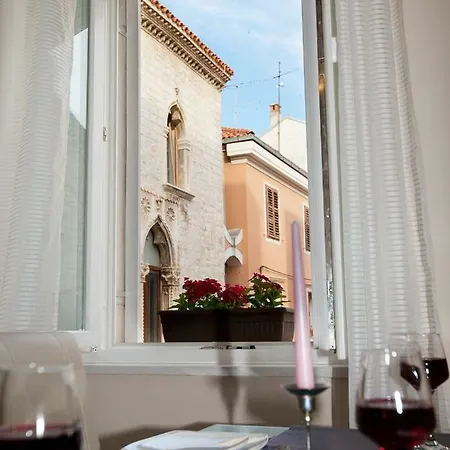 Michela Central Apartment
