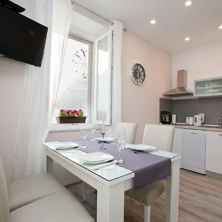 Michela Central Apartment